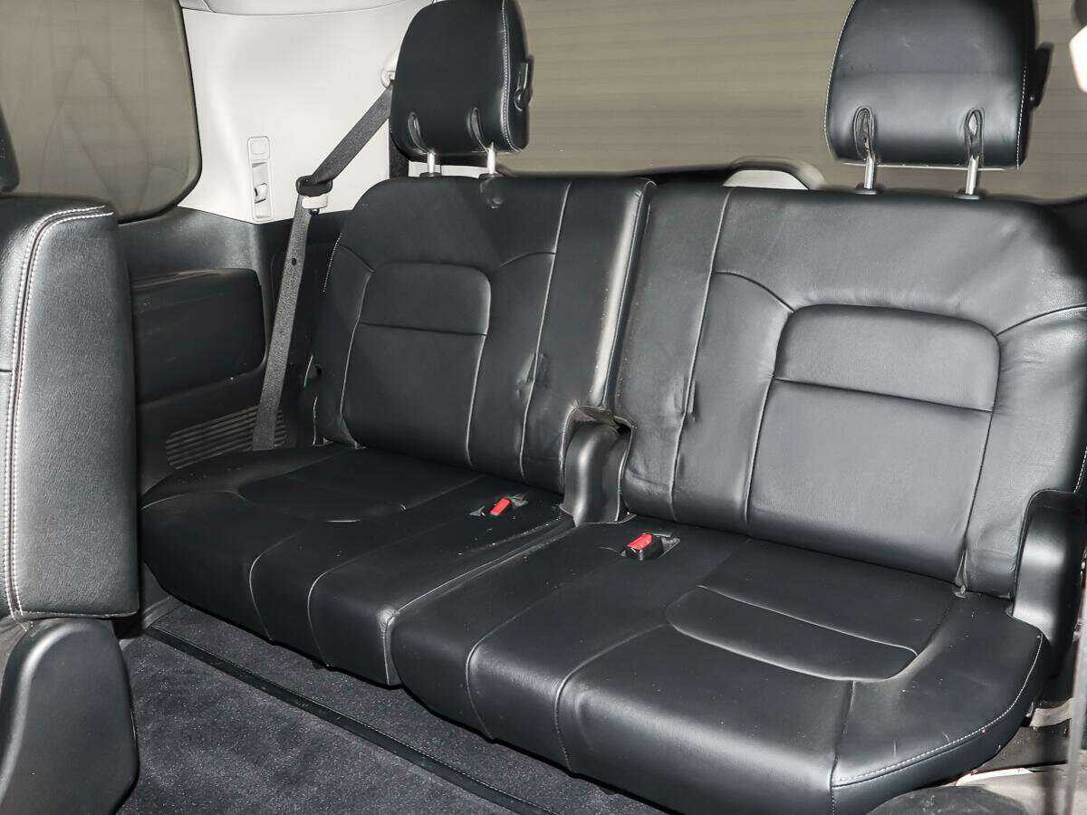 Toyota Land Cruiser 2011 года с пробегом. Фото: #9