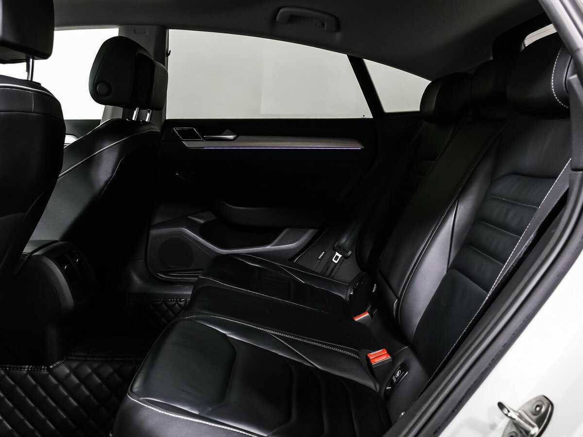 Volkswagen Arteon 2019 года с пробегом. Фото: #9