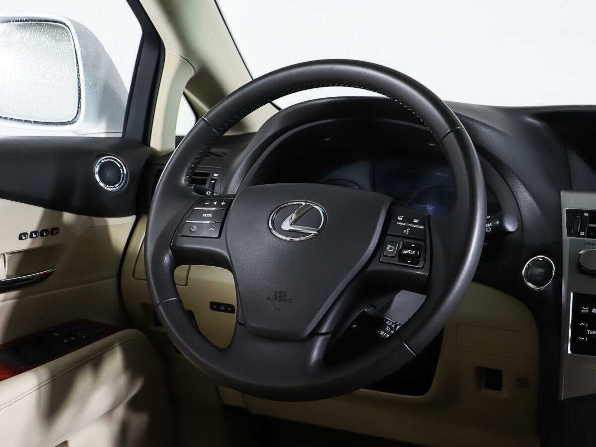 Lexus RX 2011 года с пробегом. Фото: #14
