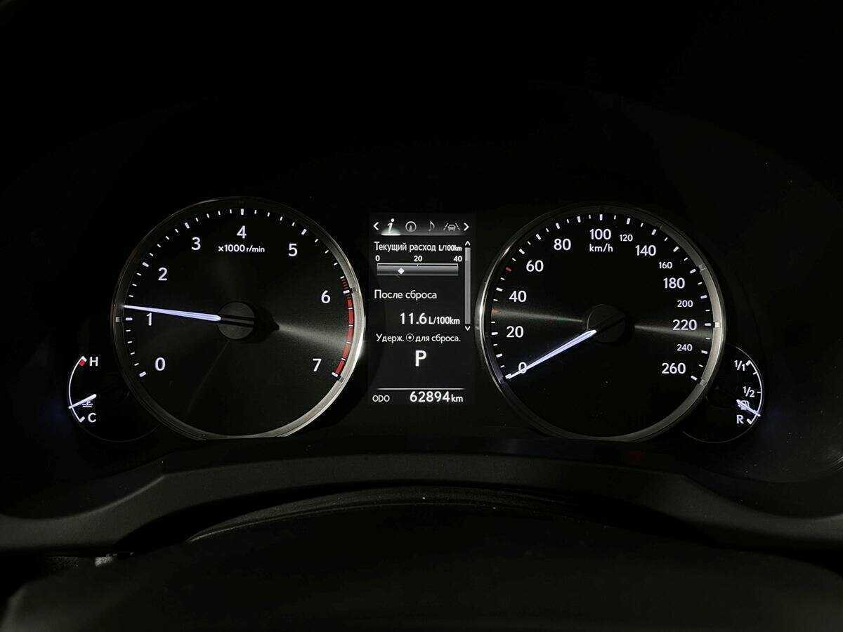 Lexus IS 2018 года с пробегом. Фото: #8