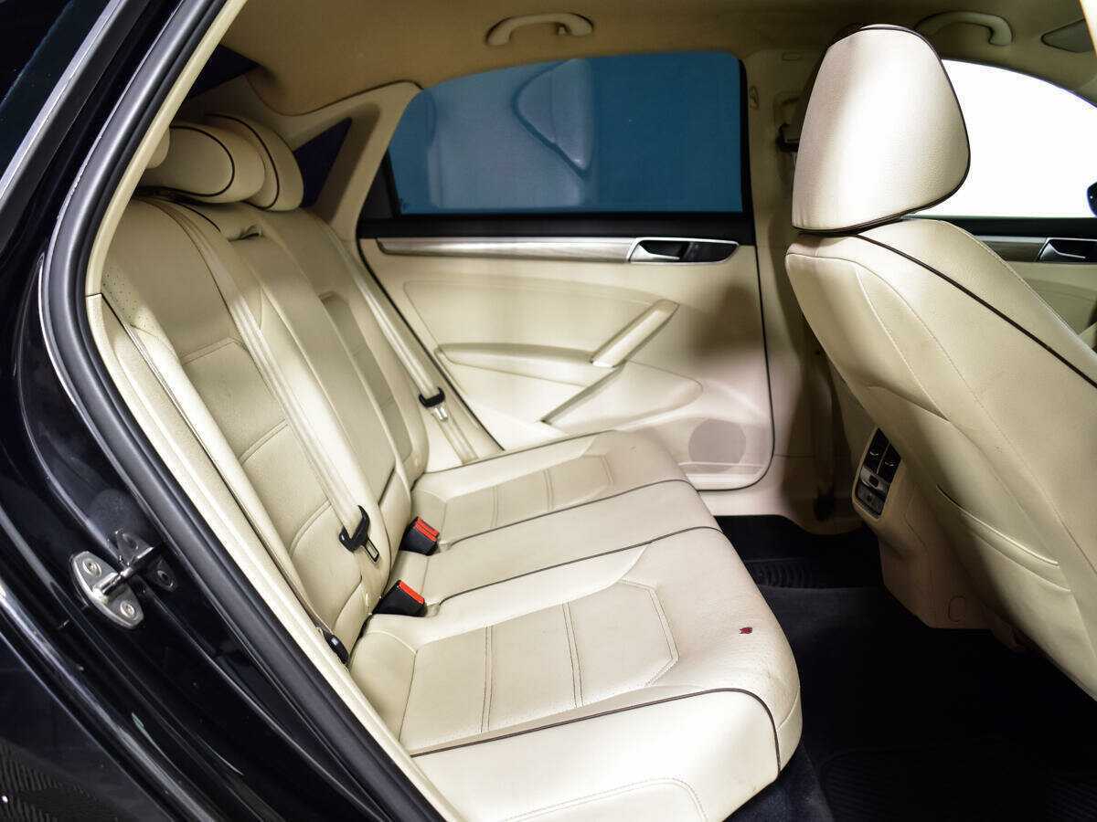 Volkswagen Passat (North America and China) 2016 года с пробегом. Фото: #9