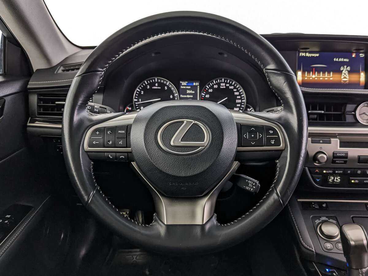 Lexus ES 2018 года с пробегом. Фото: #17