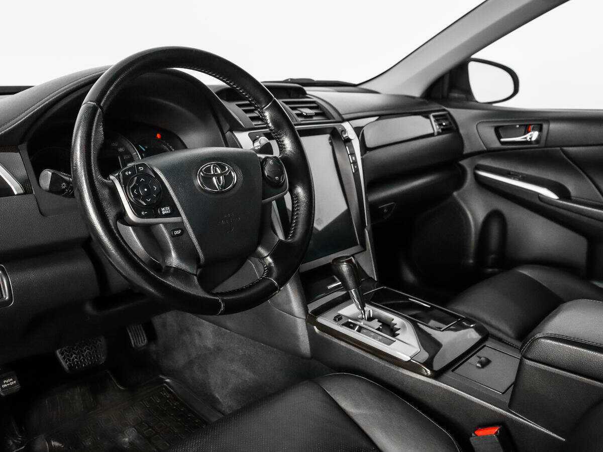 Toyota Camry 2014 года с пробегом. Фото: #8
