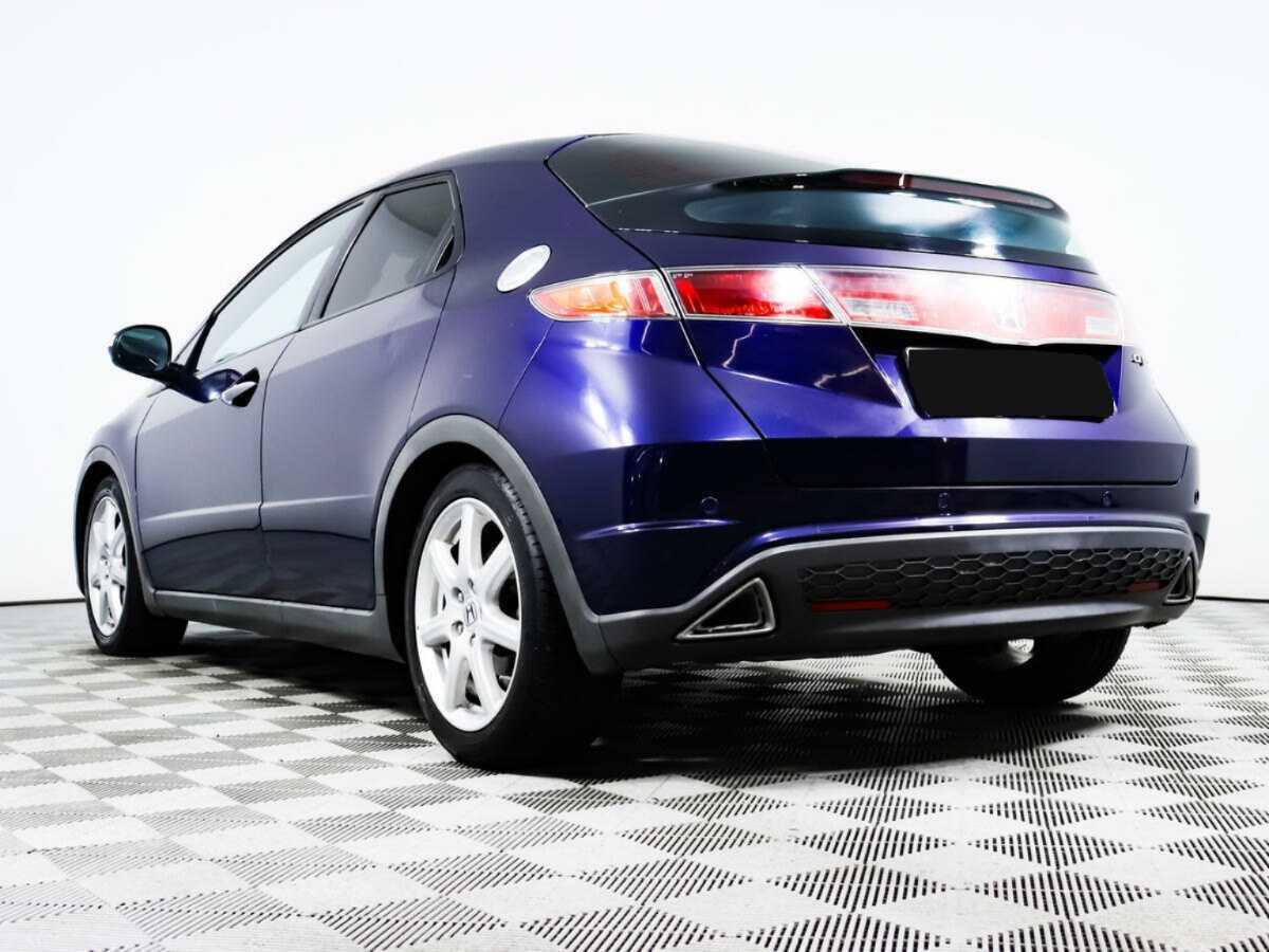 Honda Civic 2008 года с пробегом. Фото: #6