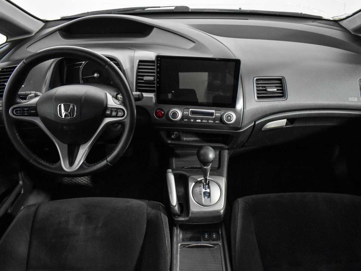 Honda Civic 2008 года с пробегом. Фото: #12