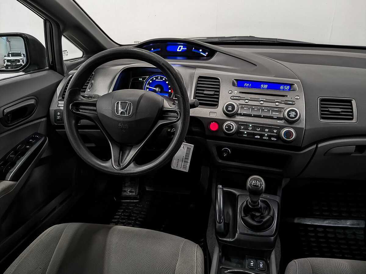 Honda Civic 2008 года с пробегом. Фото: #25