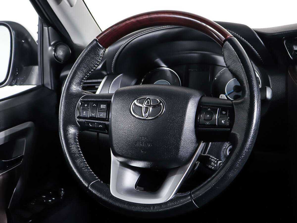 Toyota Fortuner 2019 года с пробегом. Фото: #14