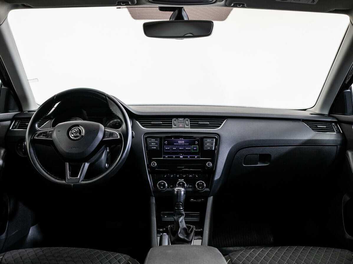 Skoda Octavia 2017 года с пробегом. Фото: #9