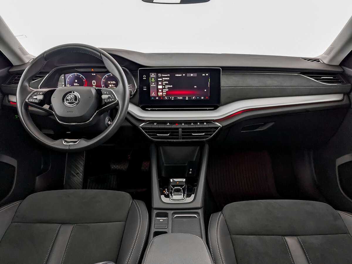 Skoda Octavia 2021 года с пробегом. Фото: #12