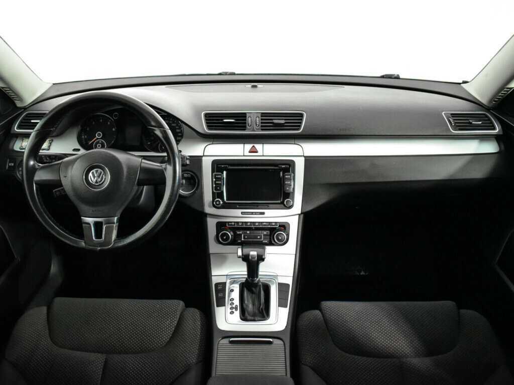 Volkswagen Passat 2010 года с пробегом. Фото: #11