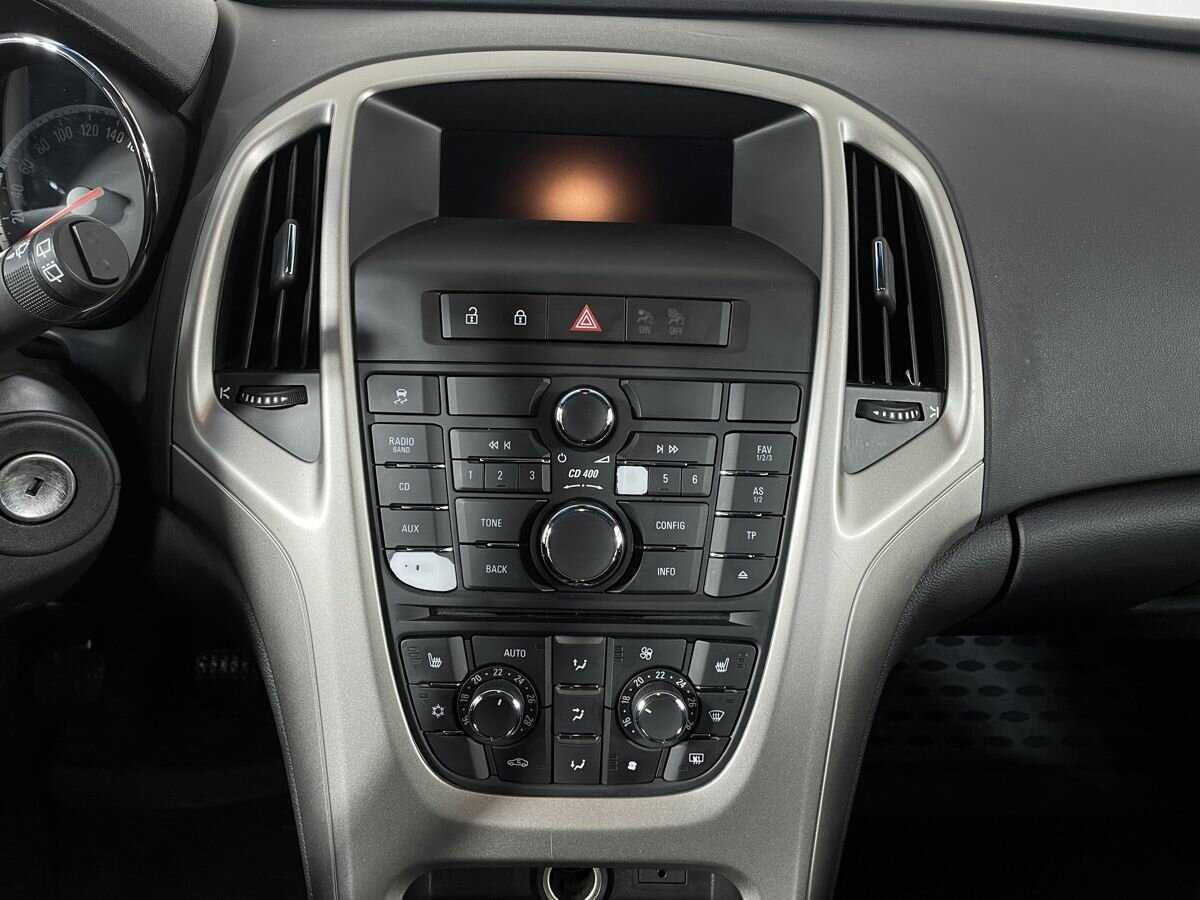 Opel Astra 2010 года с пробегом. Фото: #11