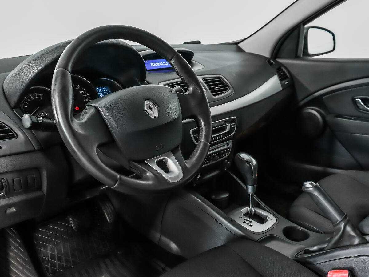 Renault Fluence 2011 года с пробегом. Фото: #8