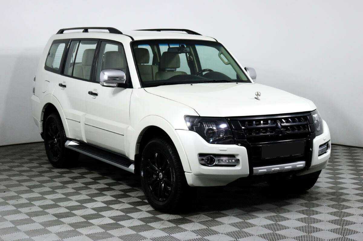 Mitsubishi Pajero 2019 года с пробегом. Фото: #2