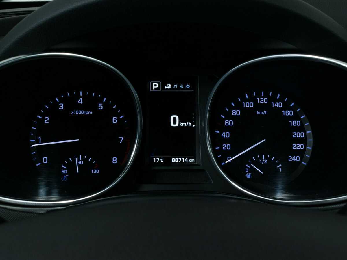 Hyundai Santa Fe 2017 года с пробегом. Фото: #10