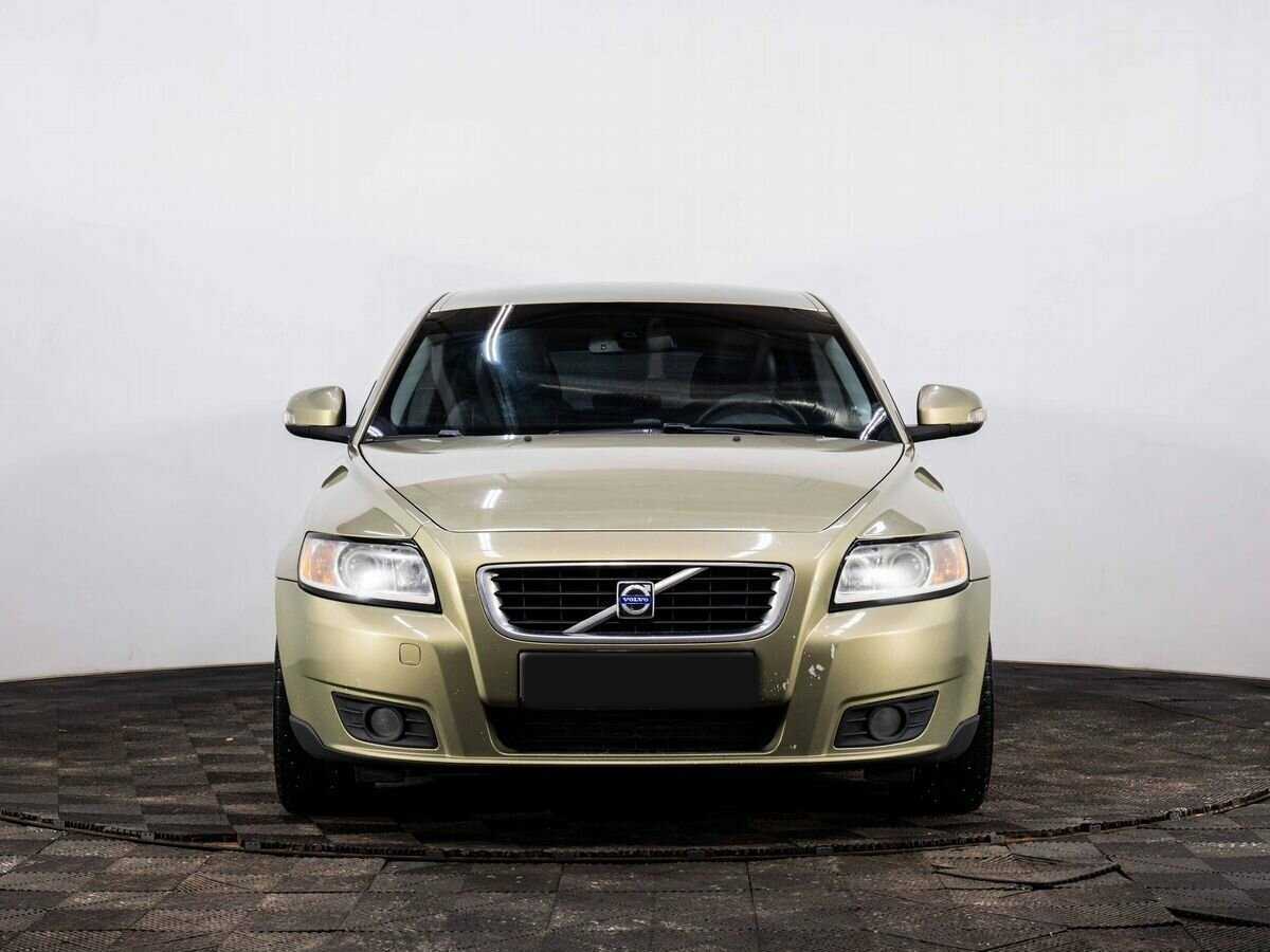 Volvo V50 2009 года с пробегом. Фото: #1