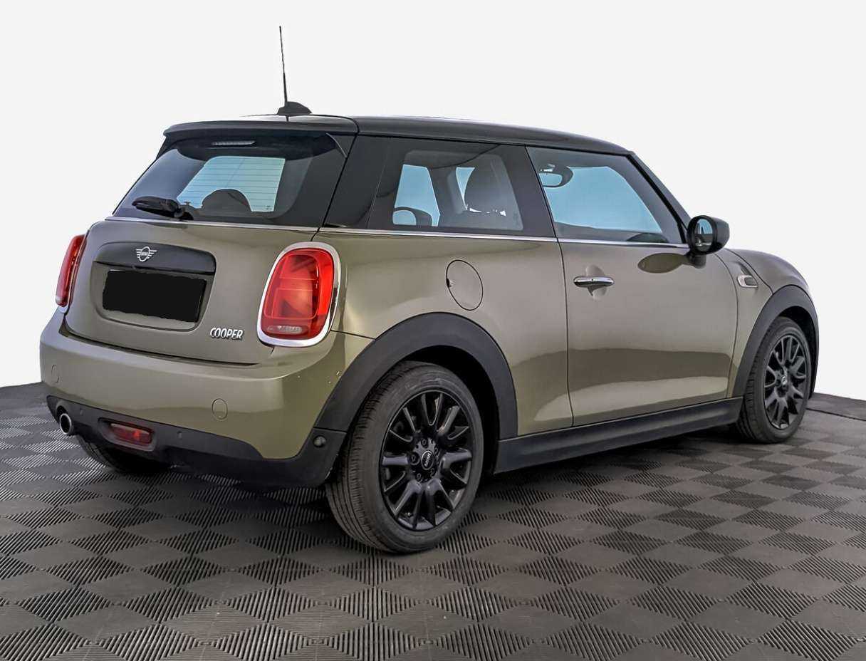Mini Hatch 2020 года с пробегом. Фото: #4