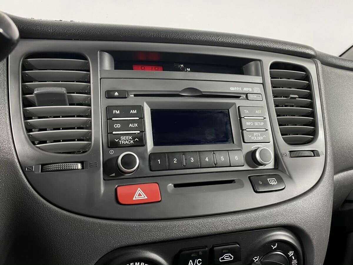 Kia Rio 2010 года с пробегом. Фото: #10