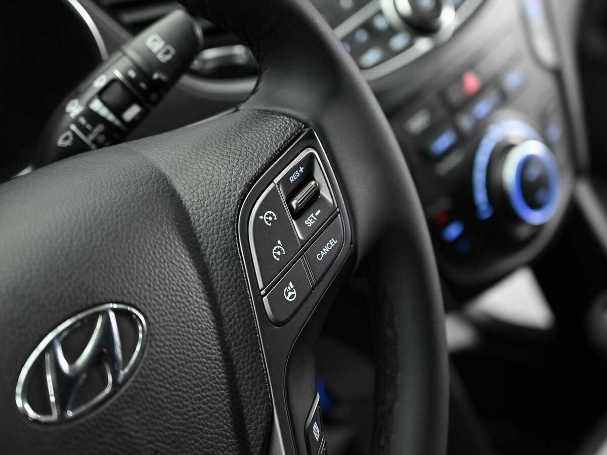 Hyundai Santa Fe 2013 года с пробегом. Фото: #7