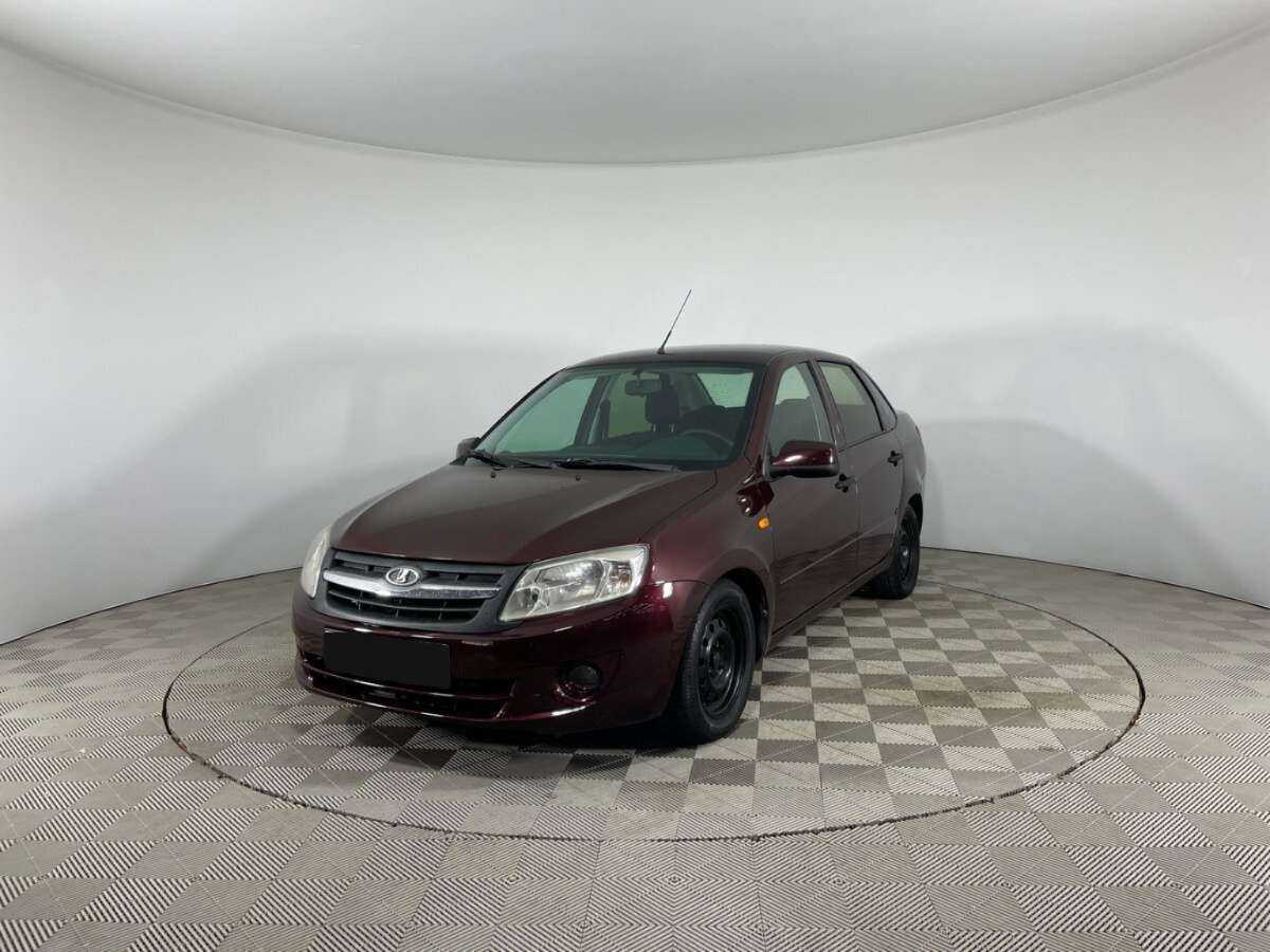 Lada (ВАЗ) Granta 2012 года с пробегом. Посмотреть фото