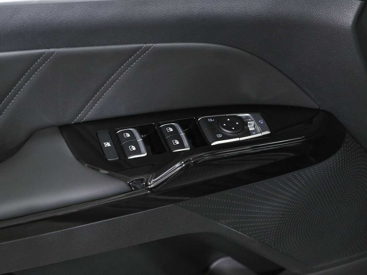 Kia K5 2024 года с пробегом. Фото: #13