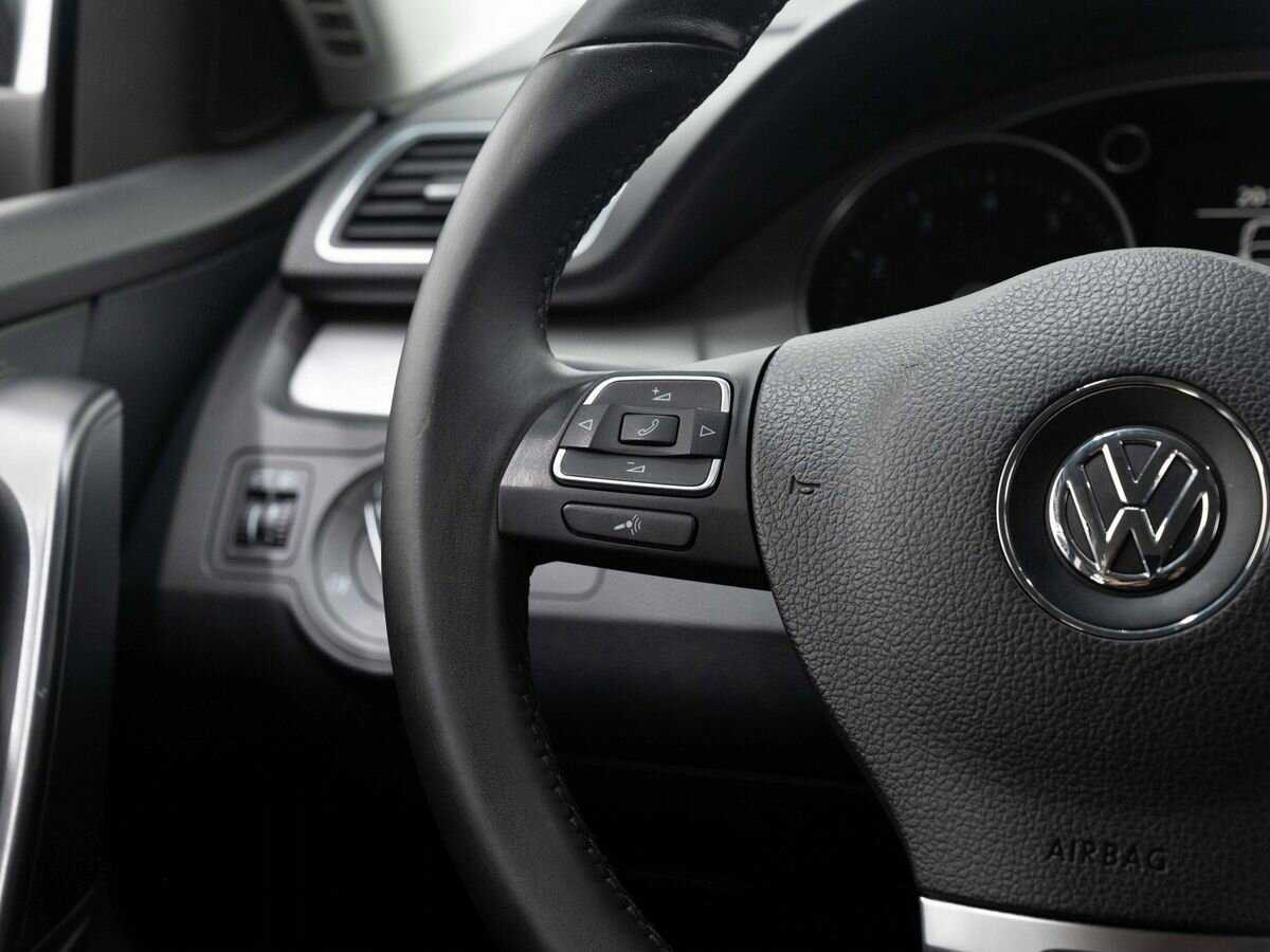 Volkswagen Passat 2011 года с пробегом. Фото: #16