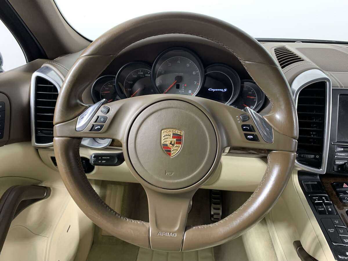 Porsche Cayenne 2012 года с пробегом. Фото: #22