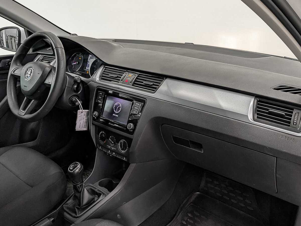 Skoda Rapid 2017 года с пробегом. Фото: #12