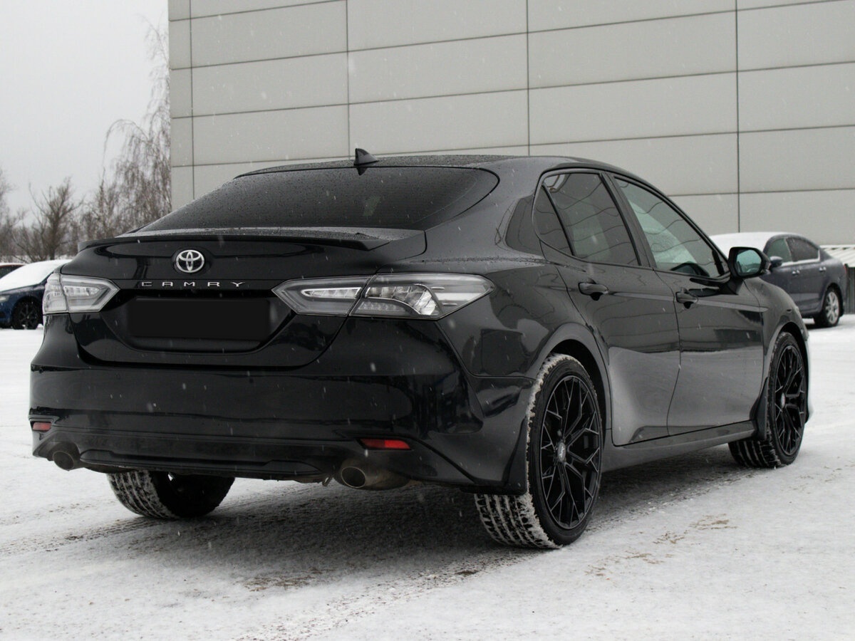 Toyota Camry 2022 года с пробегом. Фото: #4