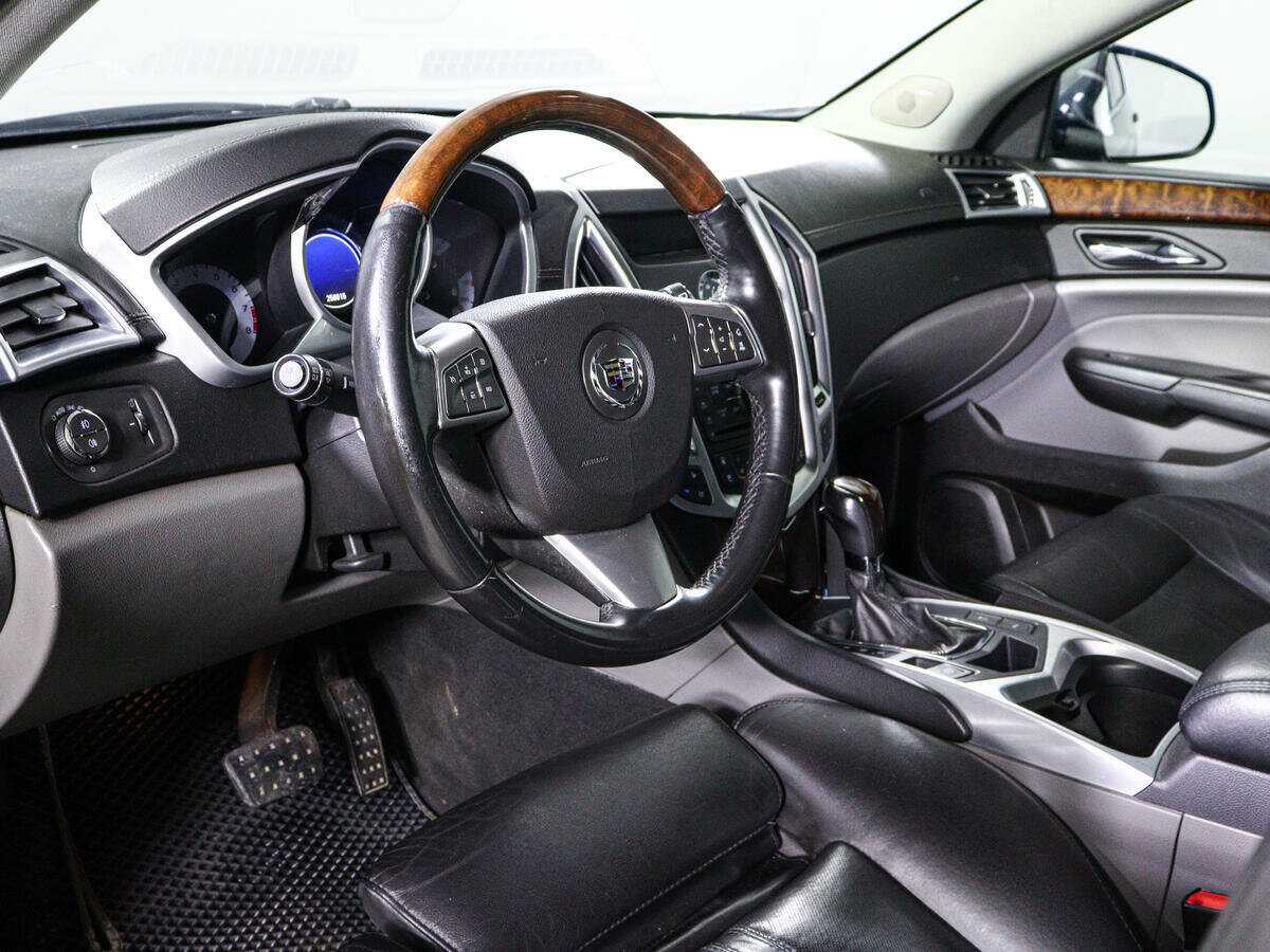 Cadillac SRX 2011 года с пробегом. Фото: #12