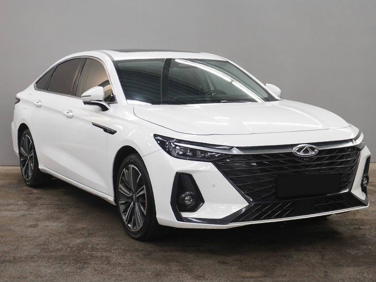 Chery Arrizo 8 2023 года с пробегом. Фото: #2