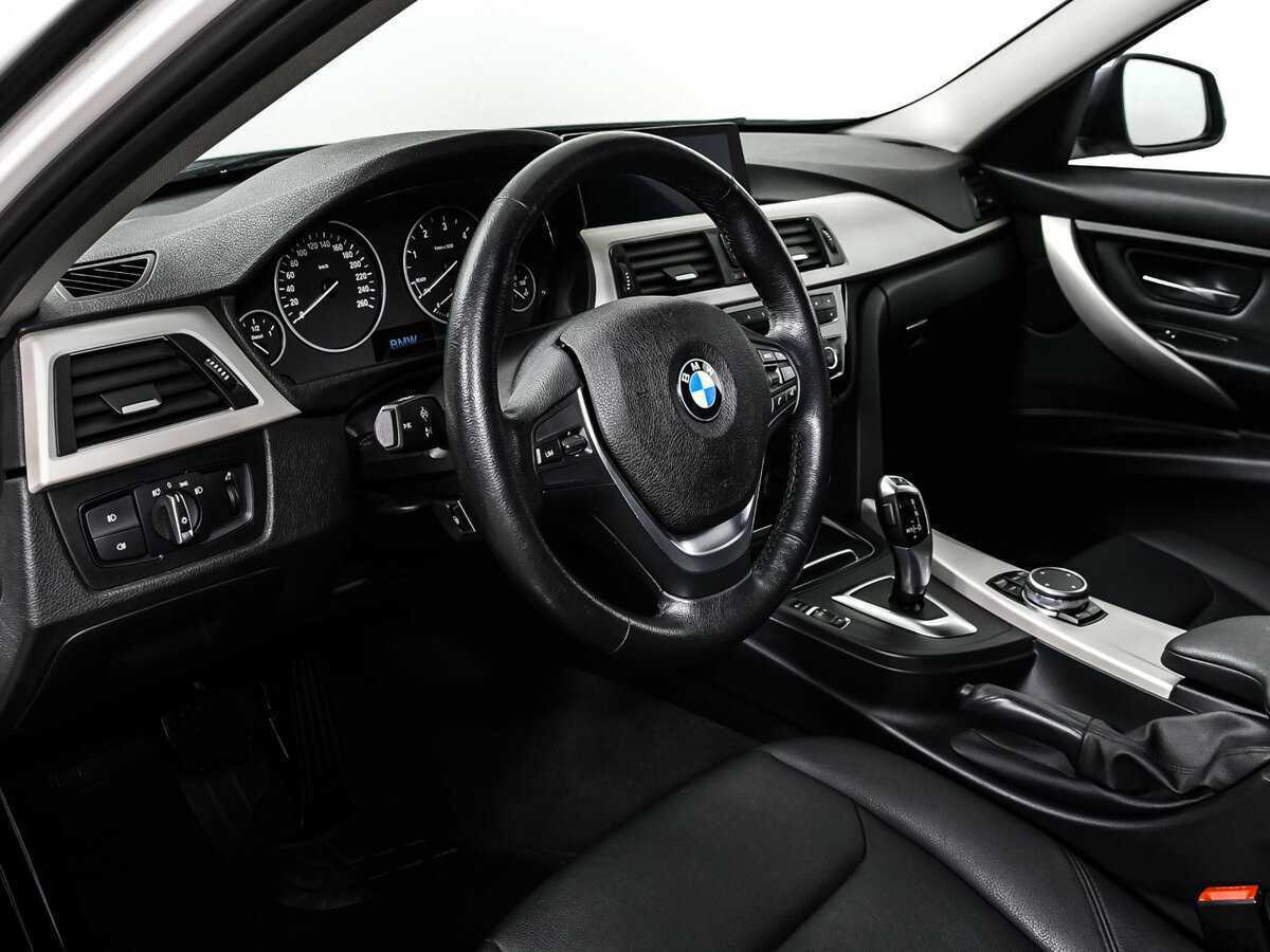 BMW 3 серии 2017 года с пробегом. Фото: #11
