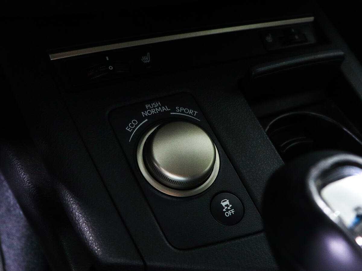 Lexus ES 2014 года с пробегом. Фото: #18