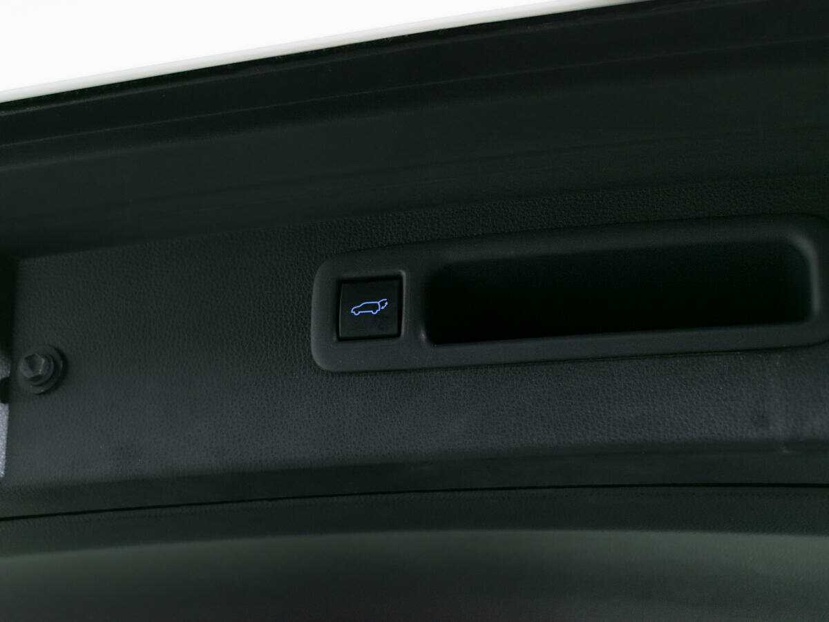 Toyota Highlander 2020 года с пробегом. Фото: #8