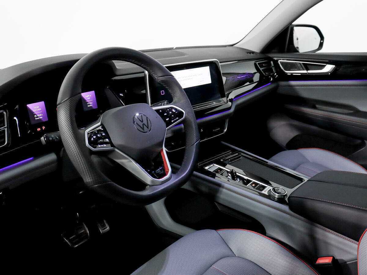 Volkswagen Teramont 2023 года с пробегом. Фото: #8