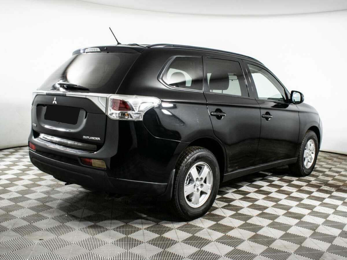 Mitsubishi Outlander 2013 года с пробегом. Фото: #4