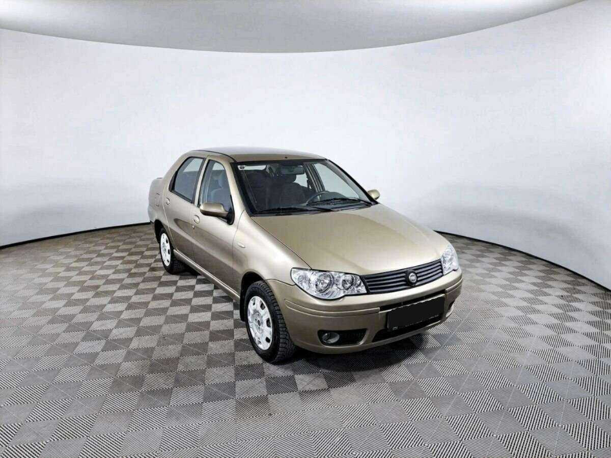 Fiat Albea 2010 года с пробегом. Фото: #2