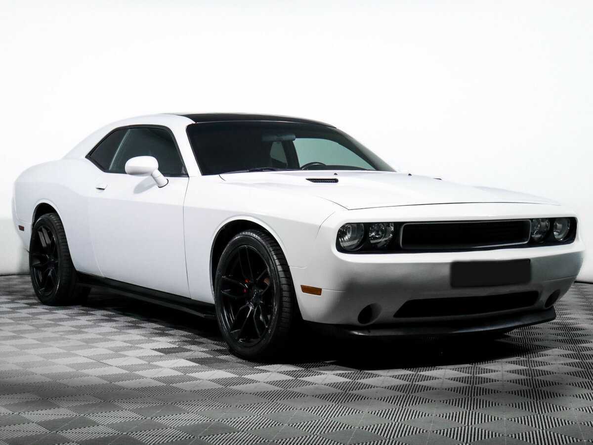 Dodge Challenger 2013 года с пробегом. Фото: #2