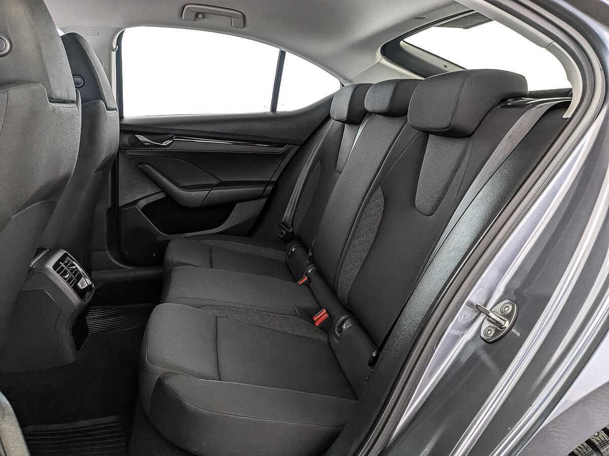 Skoda Octavia 2021 года с пробегом. Фото: #17