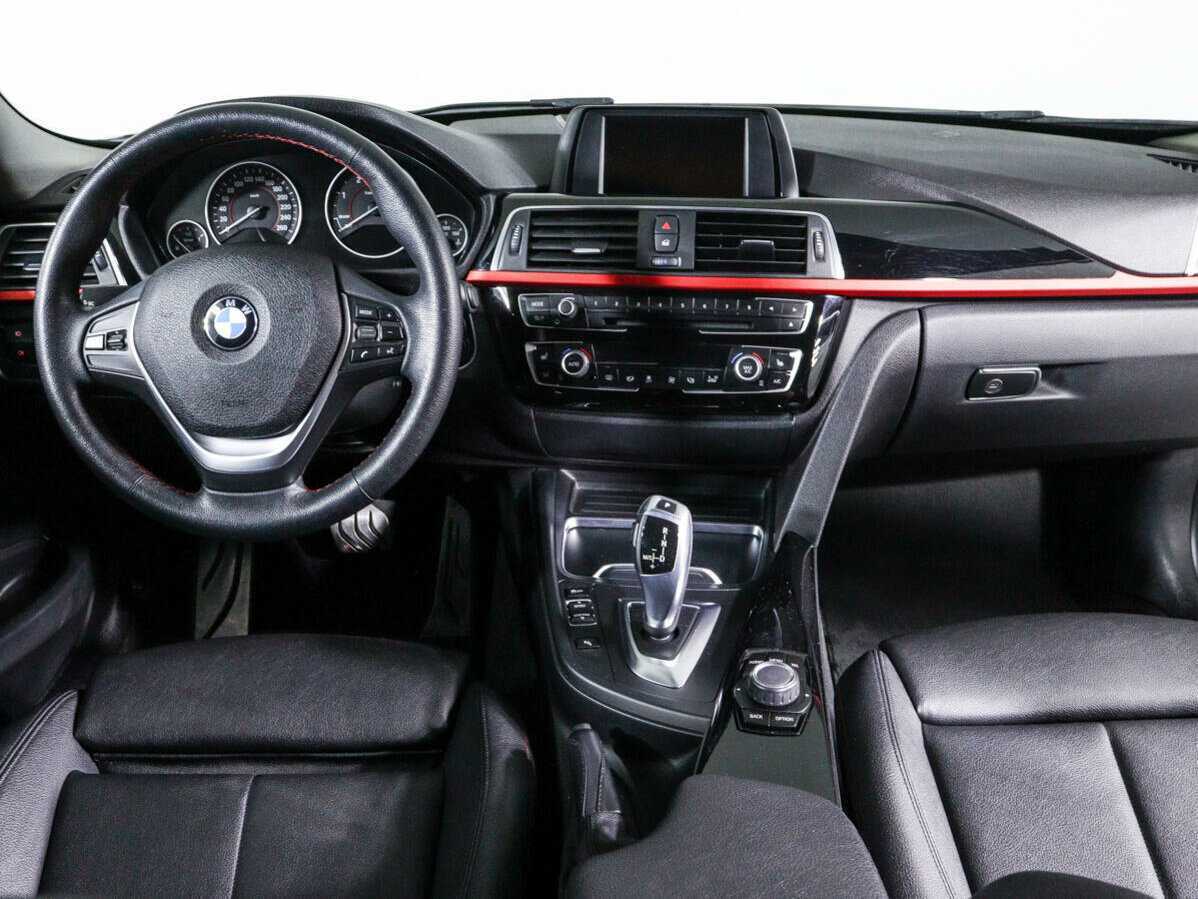 BMW 3 серии 2016 года с пробегом. Фото: #9