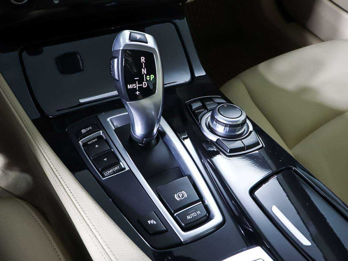 BMW 5 серии 2014 года с пробегом. Фото: #15