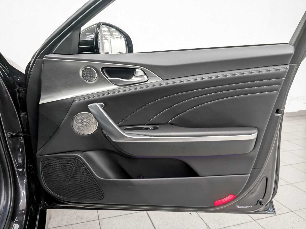 Kia Stinger 2021 года с пробегом. Фото: #24