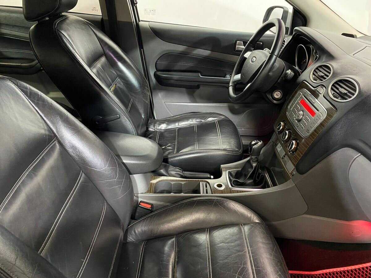 Ford Focus 2008 года с пробегом. Фото: #9