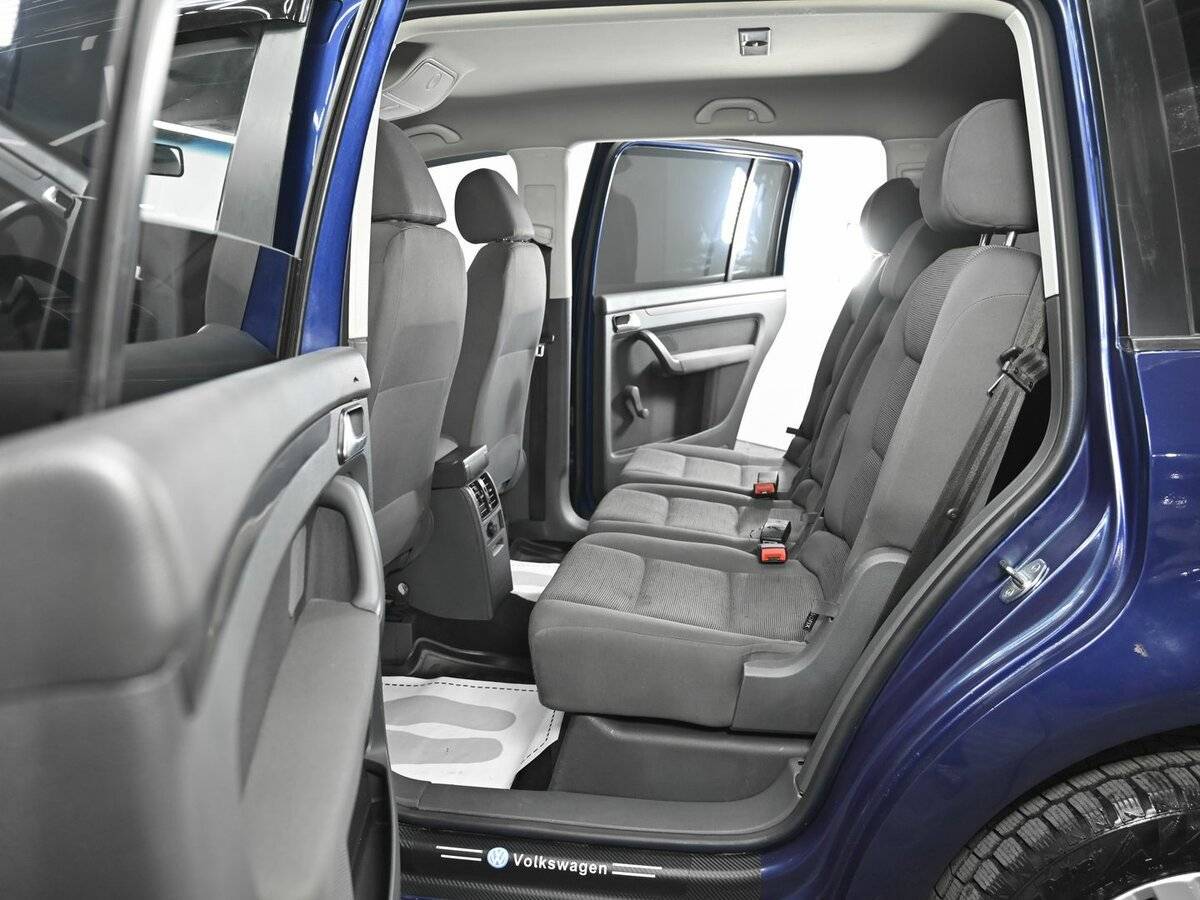 Volkswagen Touran 2007 года с пробегом. Фото: #13