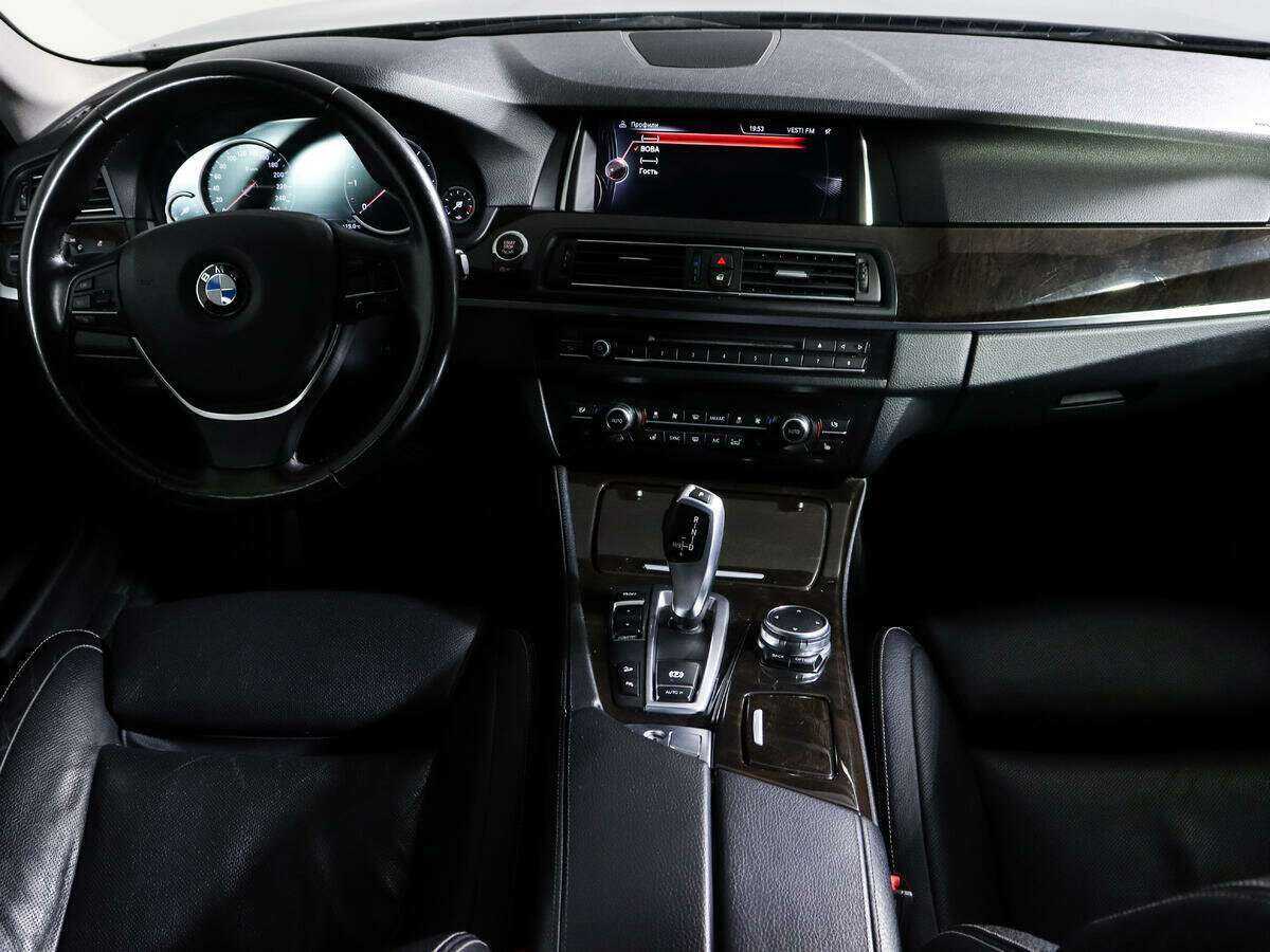 BMW 5 серии 2015 года с пробегом. Фото: #8