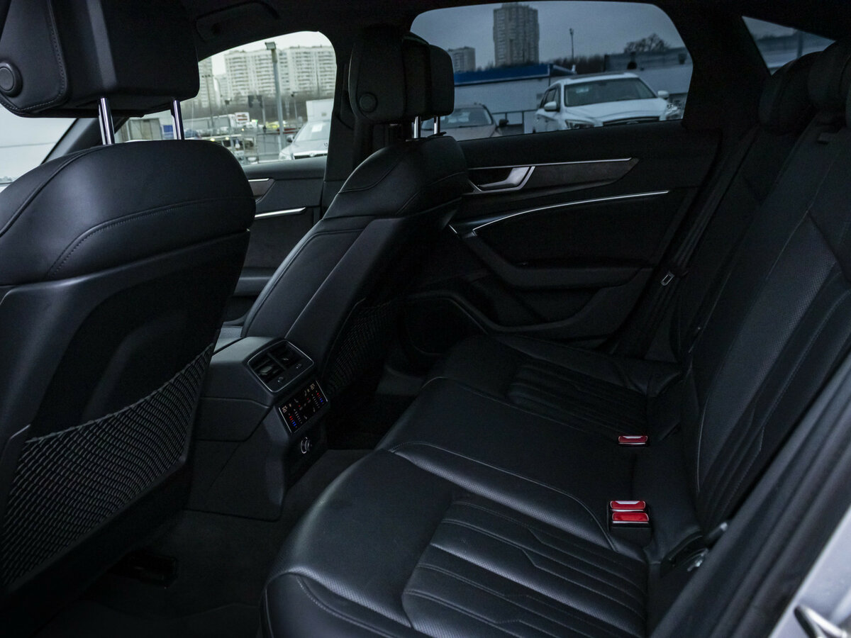 Audi A6 2019 года с пробегом. Фото: #13