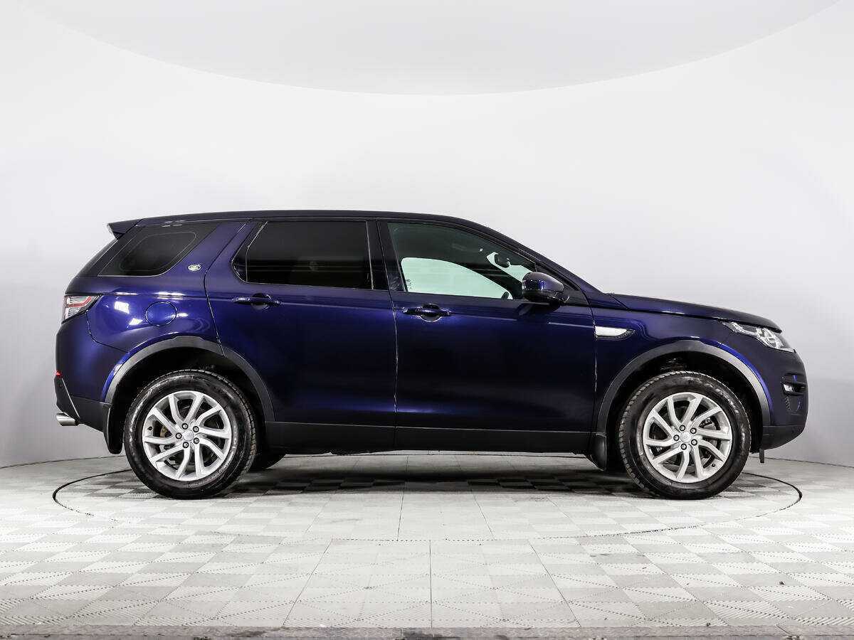 Land Rover Discovery Sport 2018 года с пробегом. Фото: #3