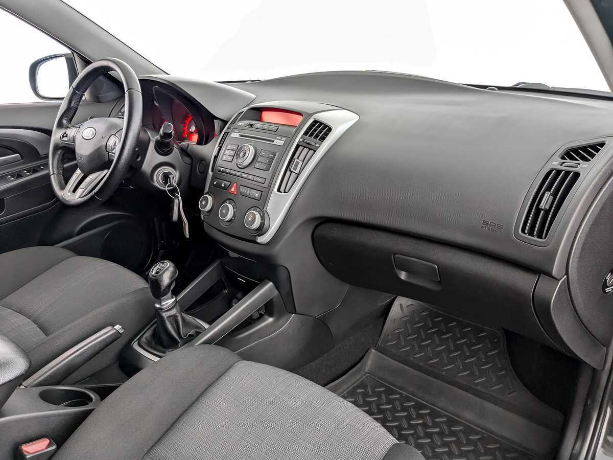 Kia Ceed 2010 года с пробегом. Фото: #8