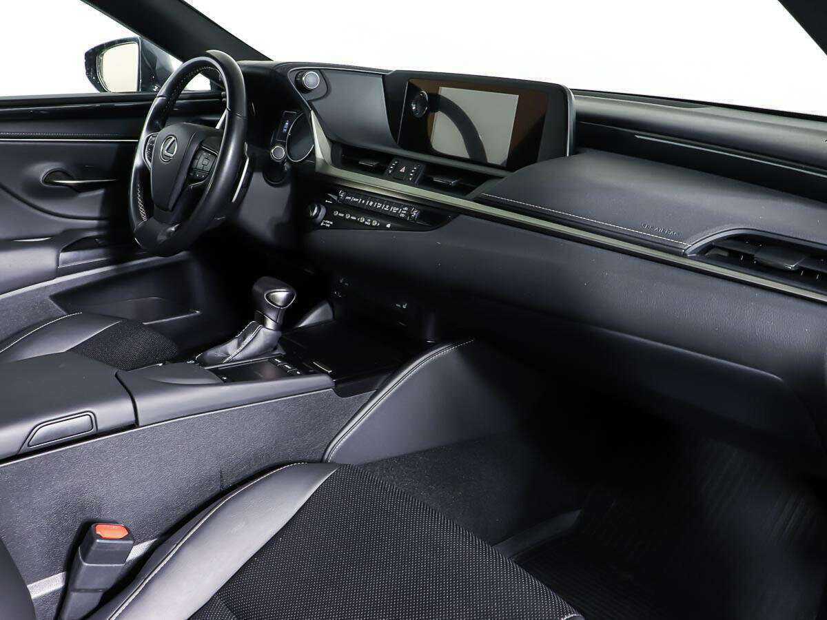 Lexus ES 2020 года с пробегом. Фото: #8