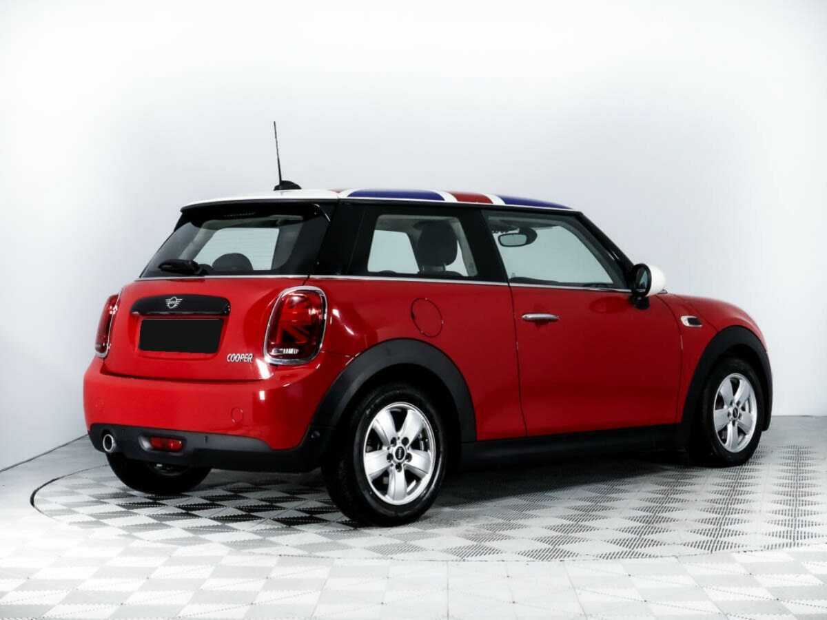 Mini Hatch 2018 года с пробегом. Фото: #4