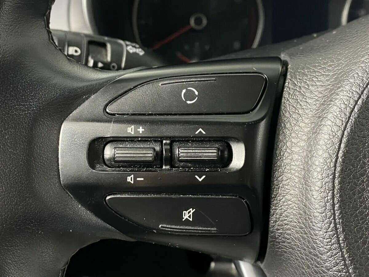 Kia Rio 2020 года с пробегом. Фото: #10